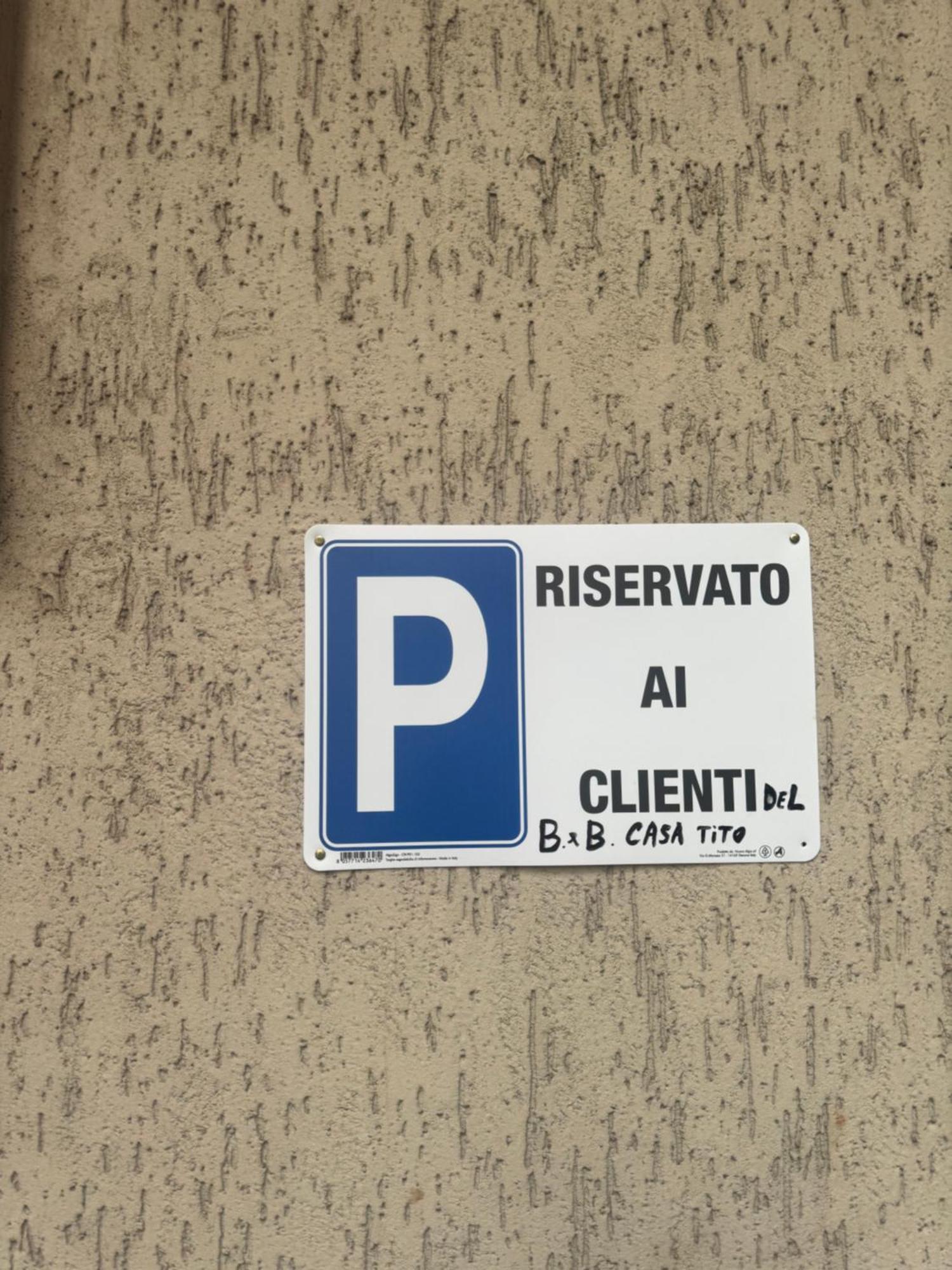 Casa Tito - Accogliente Monolocale A Due Passi Dalla Stazione تشيزانو ماديرنو المظهر الخارجي الصورة